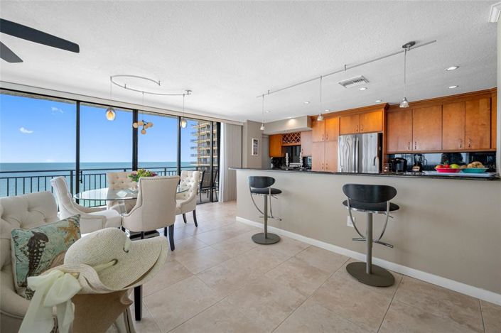 Image No.6-2 Bed Property for sale