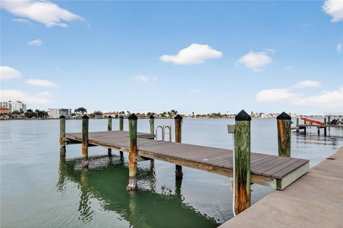 Image No.9-Propriété de 3 chambres à vendre à St. Pete Beach