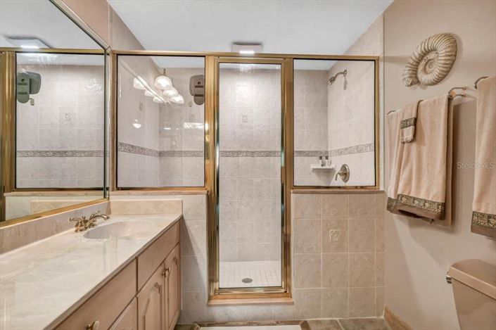 Image No.33-3 Bed Property for sale