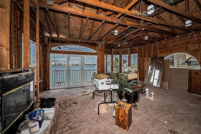 Image No.27-Propriété de 4 chambres à vendre à St. Petersburg