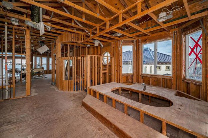 Image No.28-Propriété de 4 chambres à vendre à St. Petersburg