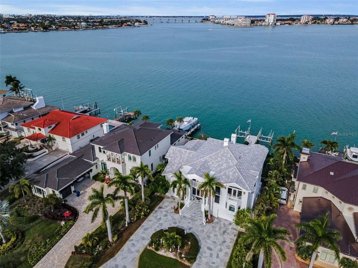 Image No.36-Propriété de 4 chambres à vendre à St. Petersburg