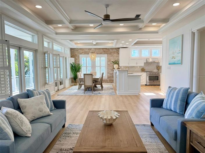 Image No.16-4 Bed Property for sale