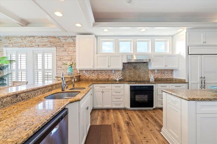 Image No.21-4 Bed Property for sale