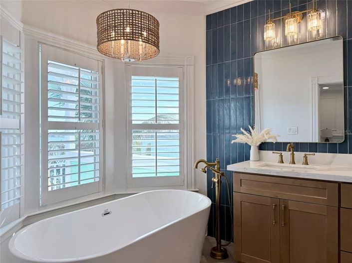 Image No.47-4 Bed Property for sale