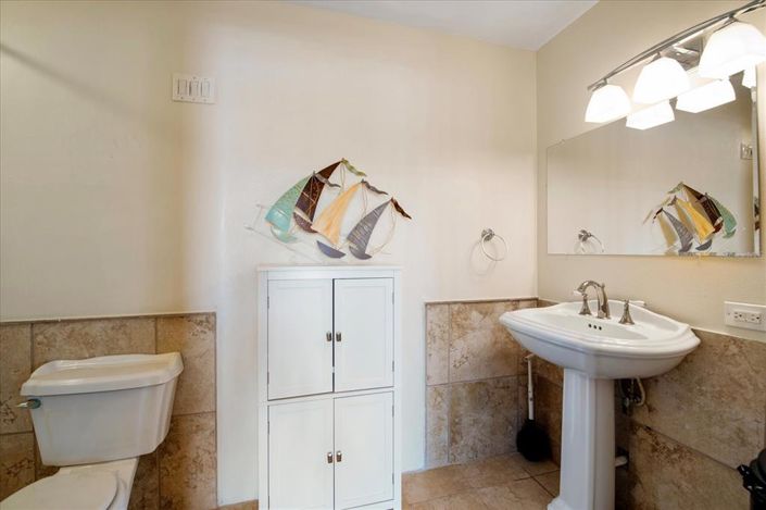 Image No.52-4 Bed Property for sale