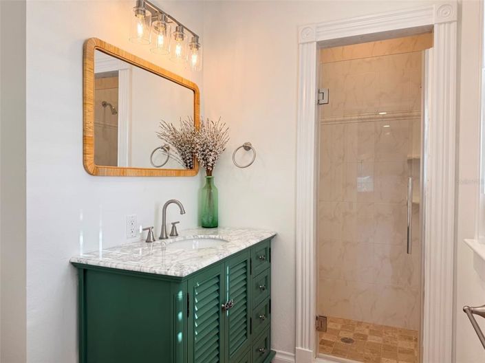 Image No.56-4 Bed Property for sale