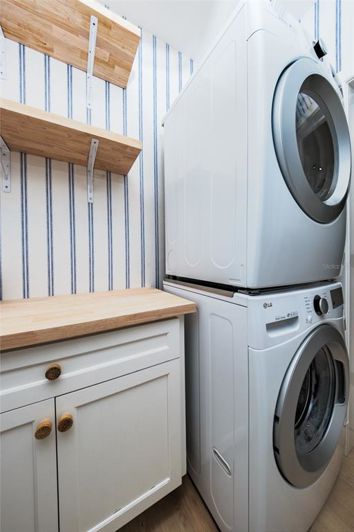 Image No.60-4 Bed Property for sale