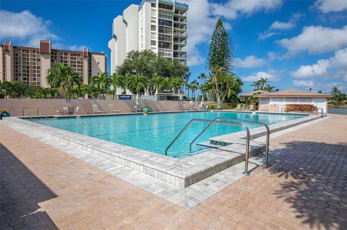 Image No.20-Propriété de 2 chambres à vendre à St. Pete Beach