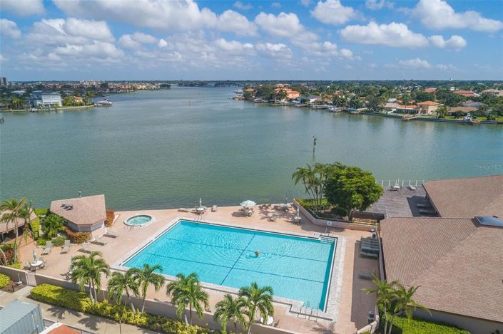 Image No.21-Propriété de 2 chambres à vendre à St. Pete Beach