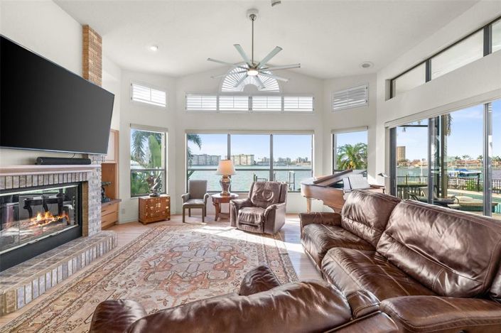 Image No.17-Propriété de 5 chambres à vendre à St. Petersburg