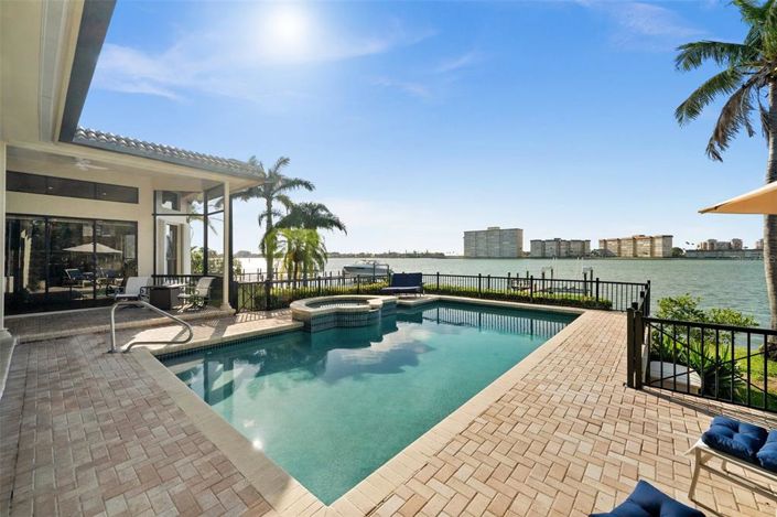 Image No.42-Propriété de 5 chambres à vendre à St. Petersburg