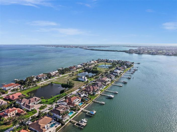 Image No.55-Propriété de 5 chambres à vendre à St. Petersburg