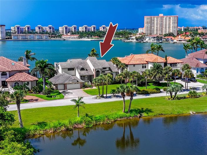 Image No.8-Propriété de 5 chambres à vendre à St. Petersburg