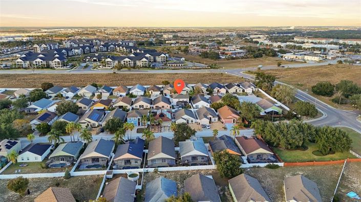 Image No.10-Propriété de 4 chambres à vendre à Davenport