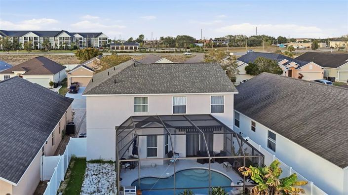 Image No.4-Propriété de 4 chambres à vendre à Davenport