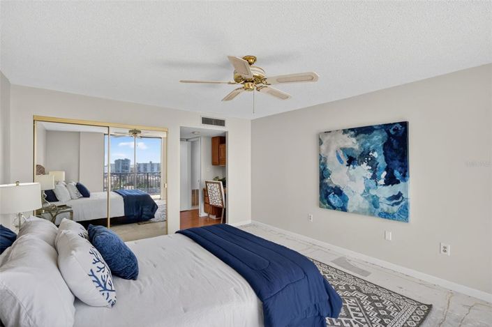 Image No.30-2 Bed Property for sale