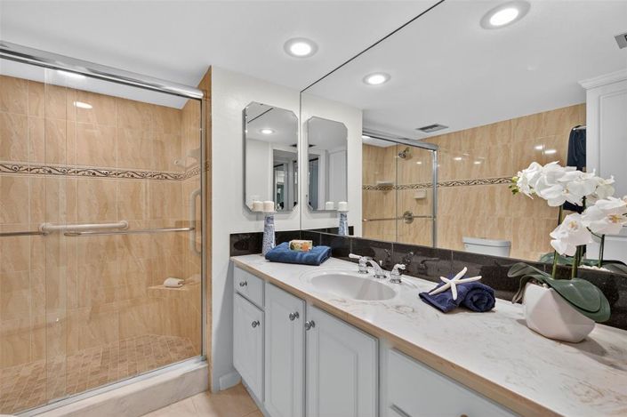 Image No.31-2 Bed Property for sale