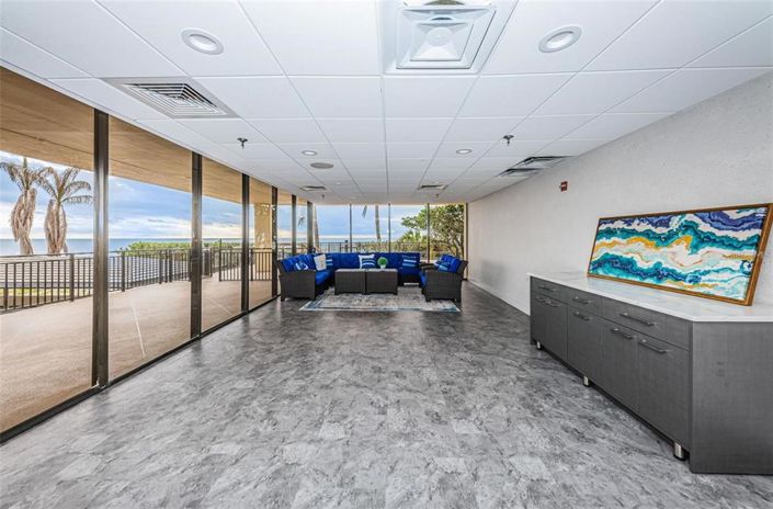 Image No.40-2 Bed Property for sale