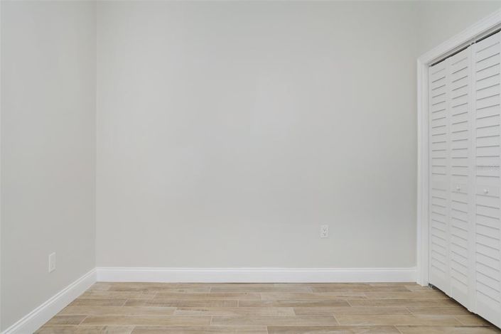 Image No.28-3 Bed Property for sale