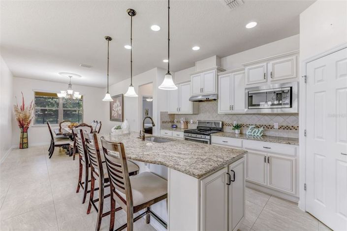 Image No.7-3 Bed Property for sale