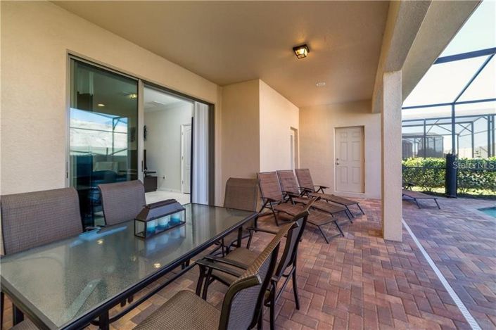 Image No.23-6 Bed Property for sale