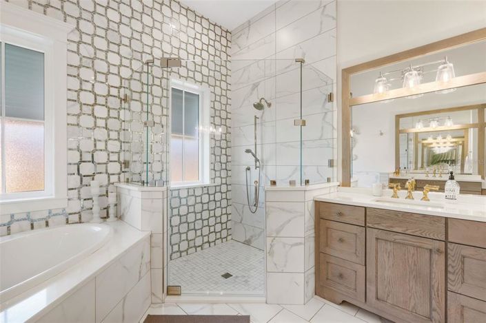 Image No.26-5 Bed Property for sale