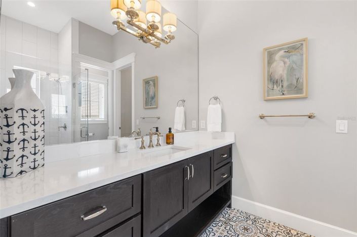 Image No.31-5 Bed Property for sale