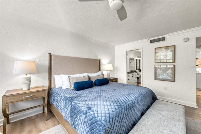 Image No.27-3 Bed Property for sale