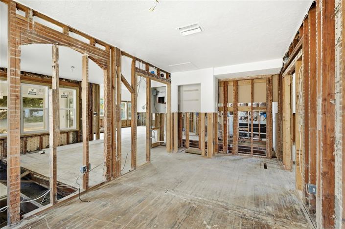 Image No.21-3 Bed Property for sale