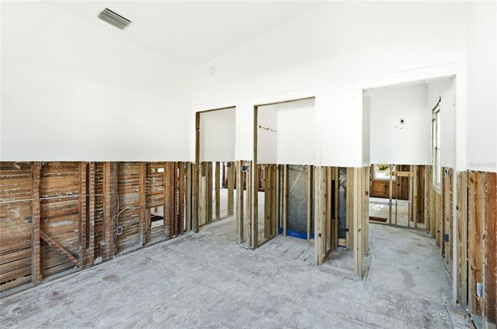 Image No.24-3 Bed Property for sale