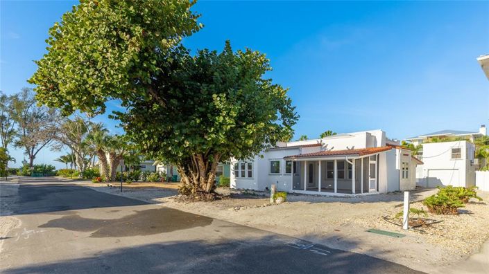 Image No.3-3 Bed Property for sale