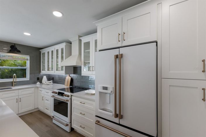 Image No.22-2 Bed Property for sale