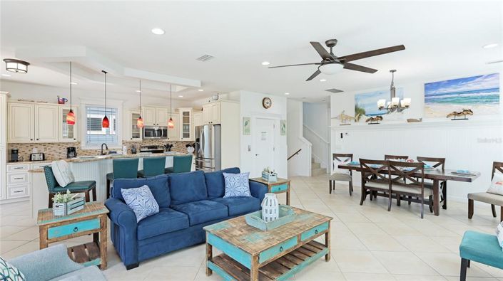 Image No.14-5 Bed Property for sale