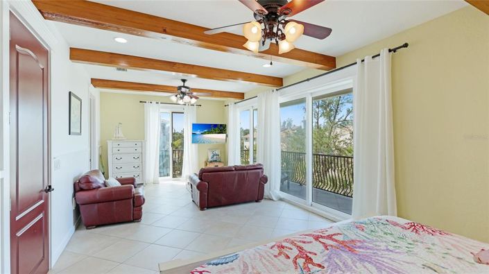 Image No.31-5 Bed Property for sale