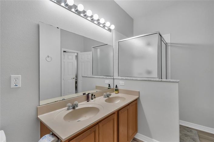 Image No.23-4 Bed Property for sale