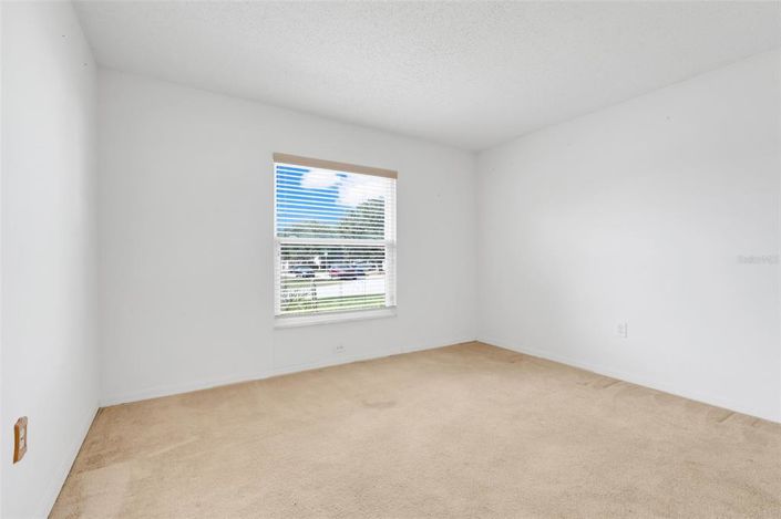 Image No.24-3 Bed Property for sale