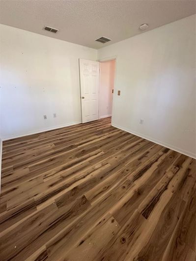 Image No.32-3 Bed Property for sale