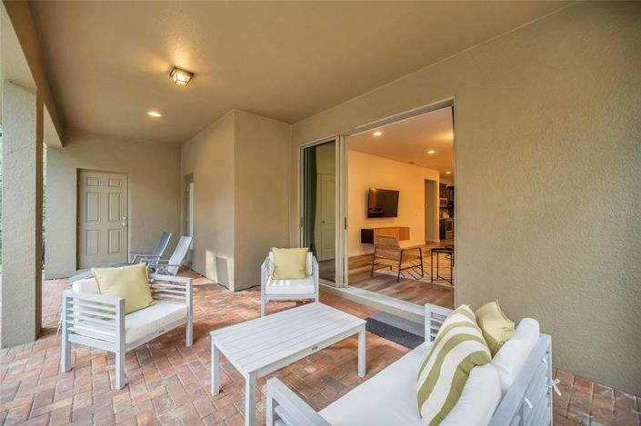 Image No.53-6 Bed Property for sale