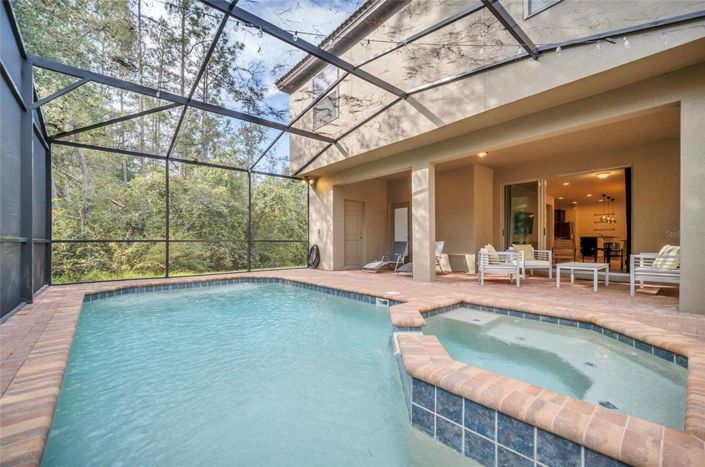 Image No.58-6 Bed Property for sale