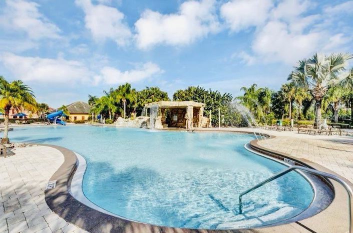 Image No.26-4 Bed Townhouse for sale