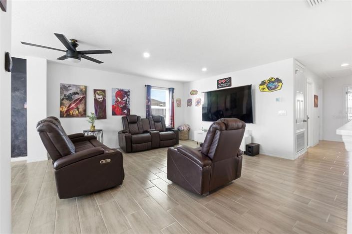 Image No.48-5 Bed Property for sale