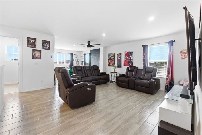 Image No.49-5 Bed Property for sale