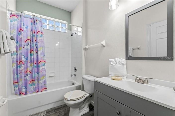 Image No.24-4 Bed Property for sale