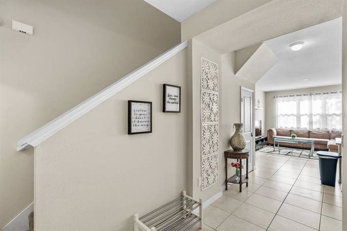 Image No.4-4 Bed Townhouse for sale