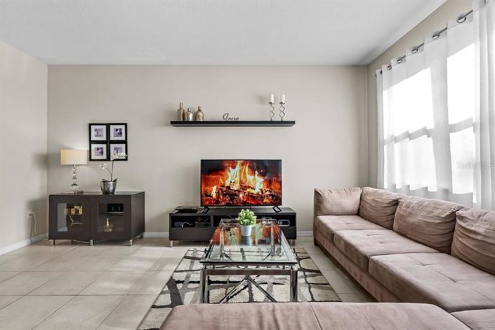 Image No.6-4 Bed Townhouse for sale