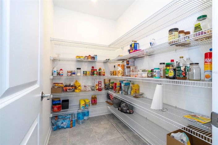 Image No.11-6 Bed Property for sale