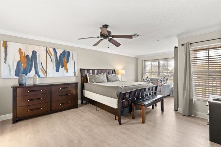 Image No.16-3 Bed Townhouse for sale