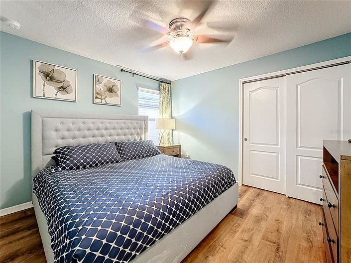 Image No.34-8 Bed Property for sale