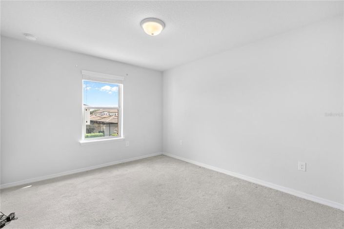 Image No.20-4 Bed Townhouse for sale